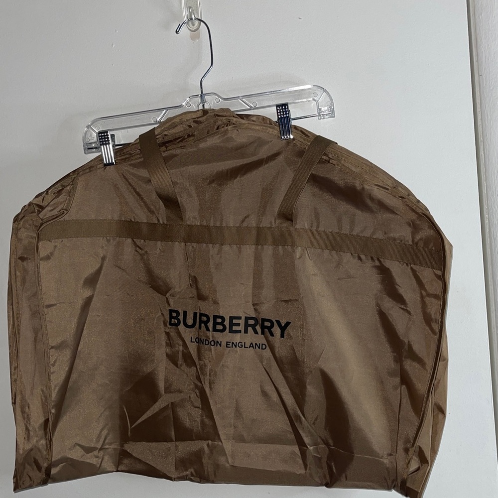 Burberry London England garment bag - Picture 6 of 7
